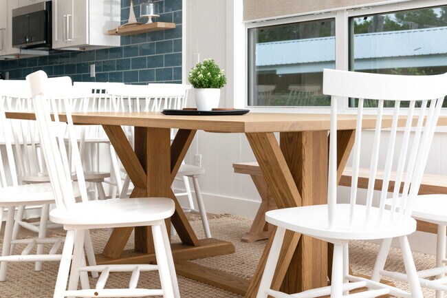 Building Photo - 13920 SE 124th St