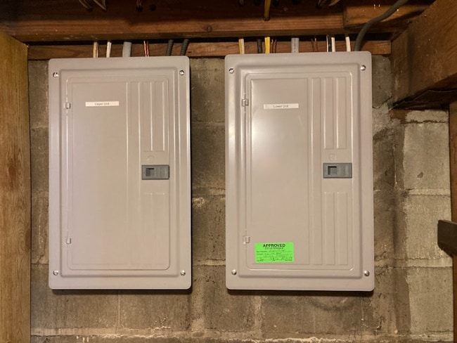 Building Photo - 353 W Webster St