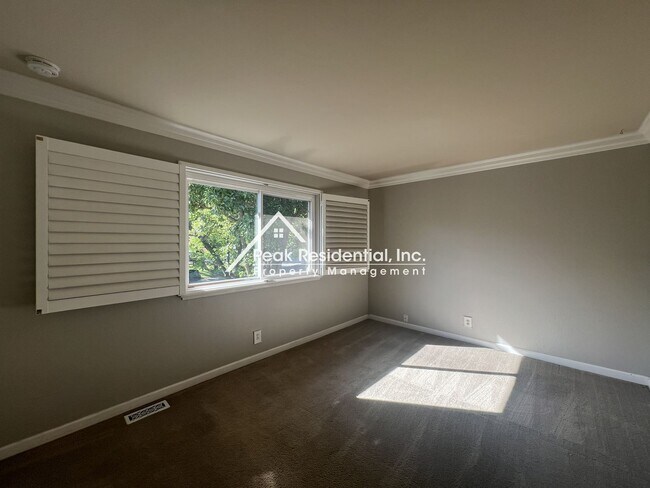 Building Photo - 2bd/1ba Condo with 1 Car Garage- Minutes From ARC!