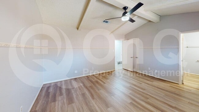 Building Photo - 69 Lakewood Dr