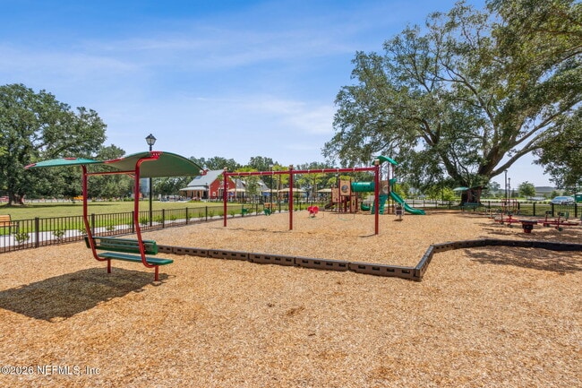 Building Photo - 3012 Granary Pk Ave