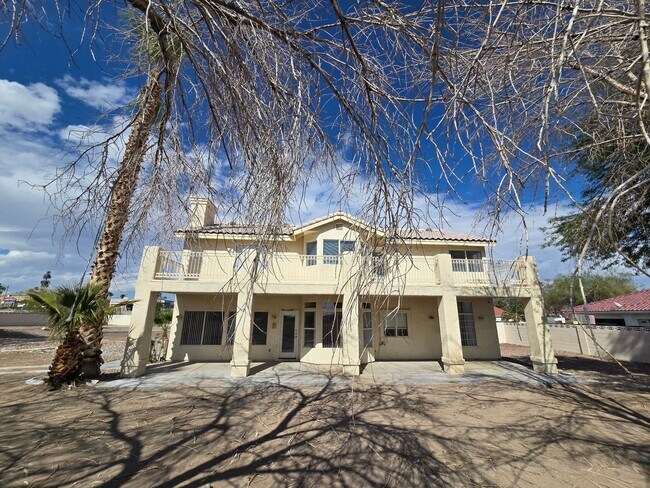 Building Photo - 6325 N Juliano Rd