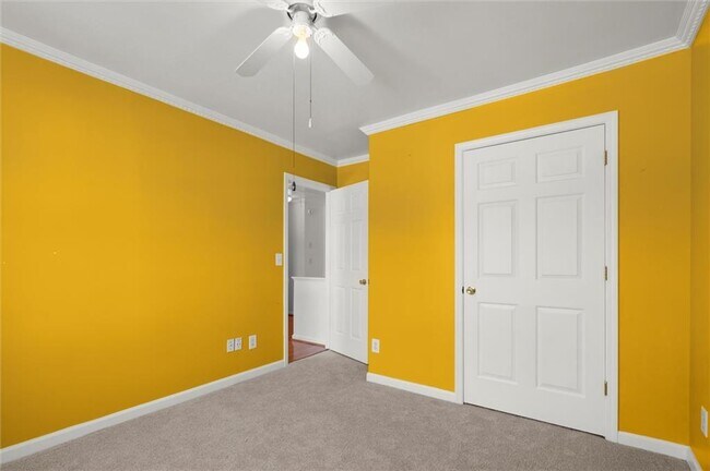 Building Photo - 3537 Castle View Ct