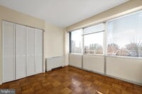 Building Photo - 1311 Delaware Ave SW