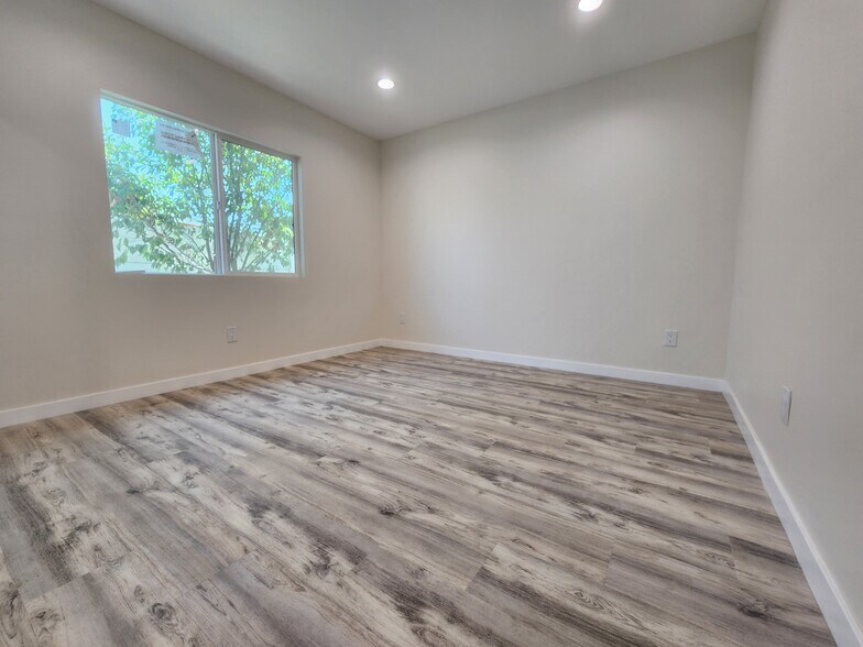 Building Photo - 14117 Weidner St