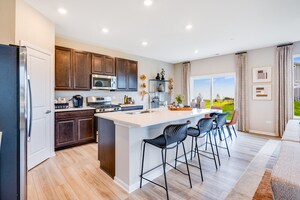 Building Photo - 15226 S Hepworth Pl