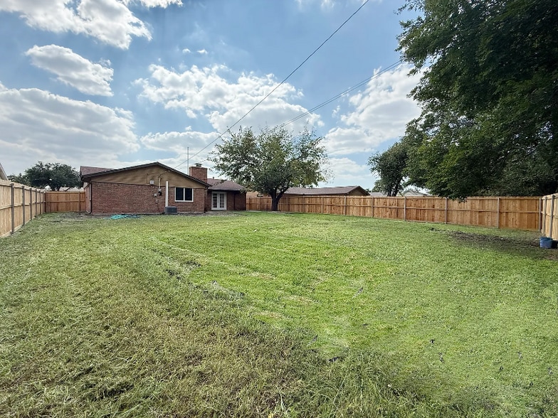 Building Photo - 4025 Tynes Dr