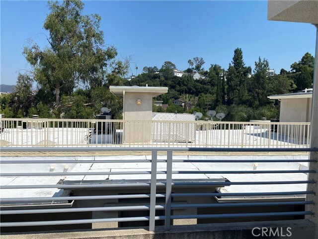 Building Photo - 11851 Laurelwood Dr