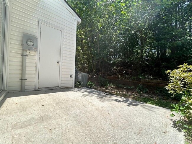 Building Photo - 275 Devonshire Dr