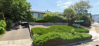 Building Photo - Remodeled 3 Bd 2 Ba Duplex Above Foothill
