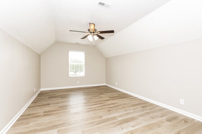 Building Photo - 3835 Precious Ave