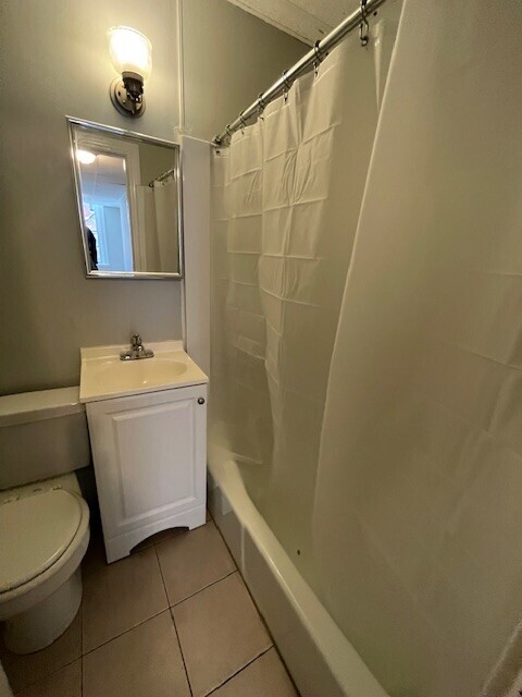 Building Photo - 478 Beacon St