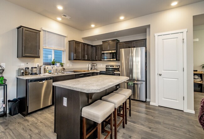 Building Photo - 18798 108th Ave Ct E