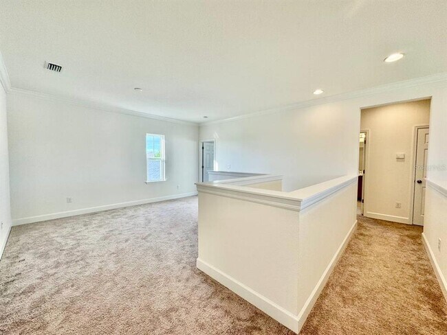 Building Photo - 34159 Astoria Cir