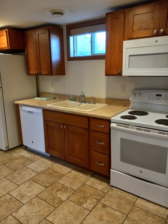 Unit 3 Kitchen including microwave and dishwasher - 17522 S John Deere Rd