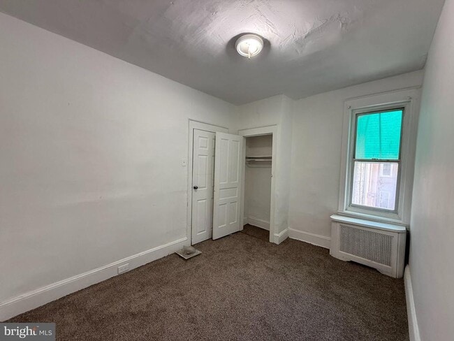 Building Photo - 1504 S Dover St