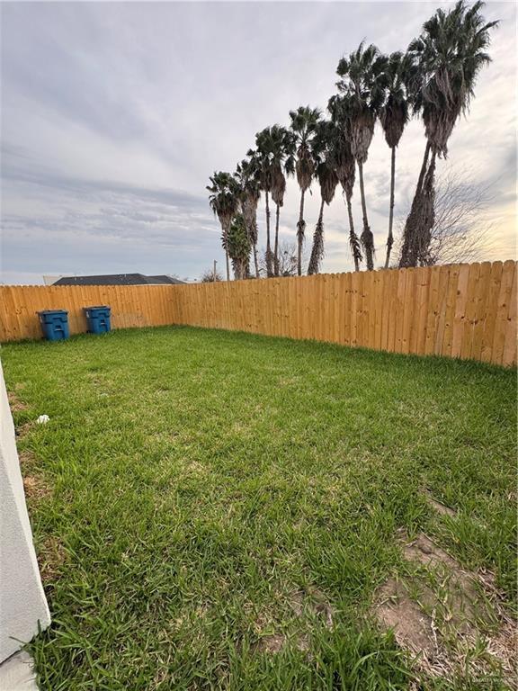 Building Photo - 16 Valle Vista St