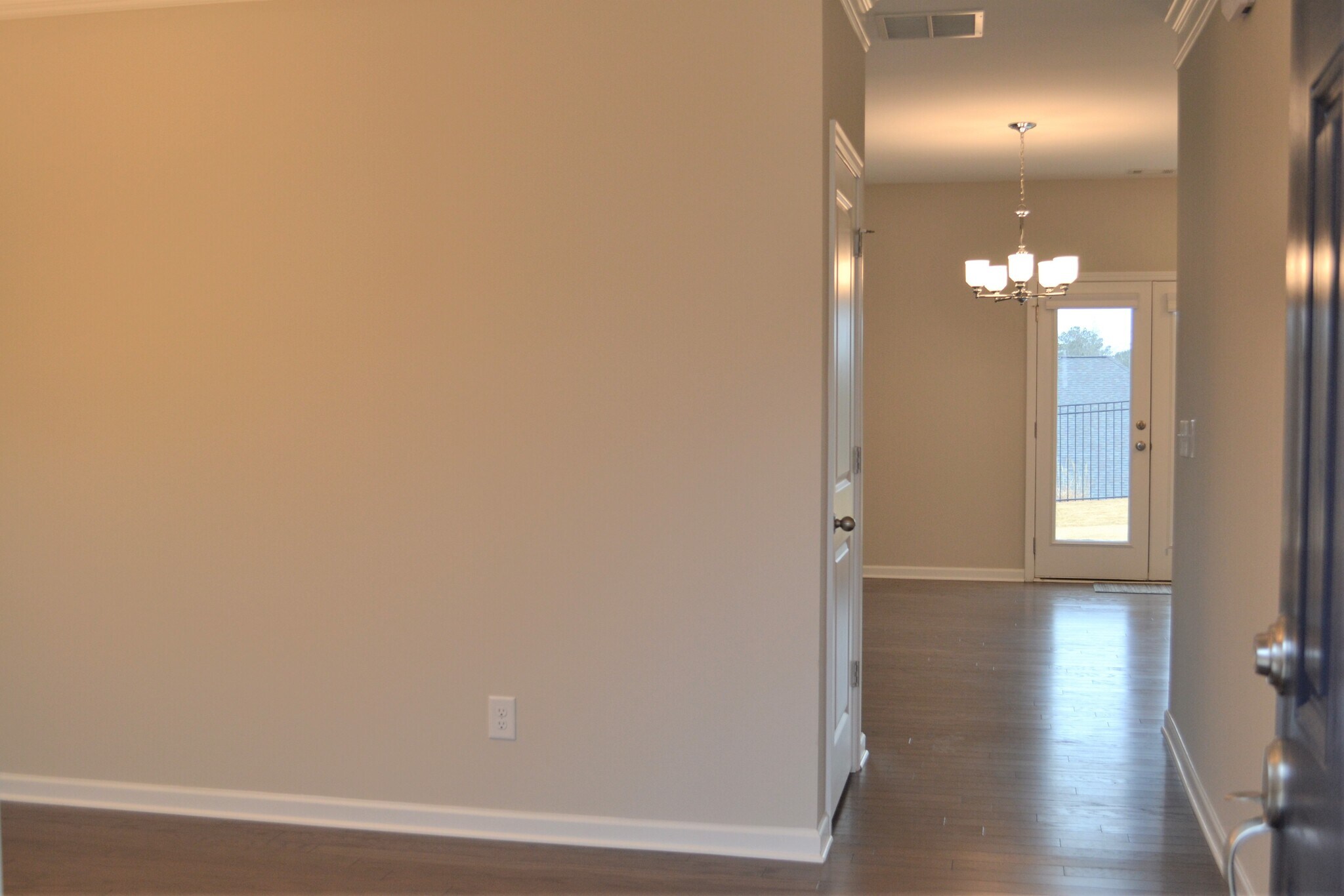 Building Photo - 186 Archie Way