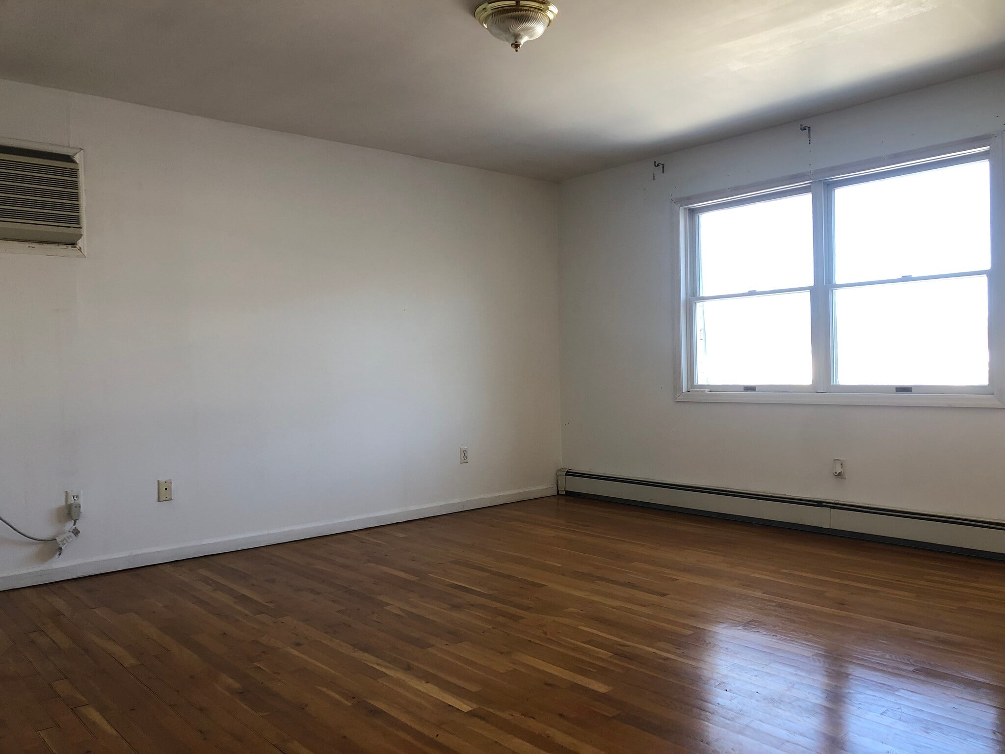 Building Photo - 659 Gramatan Ave