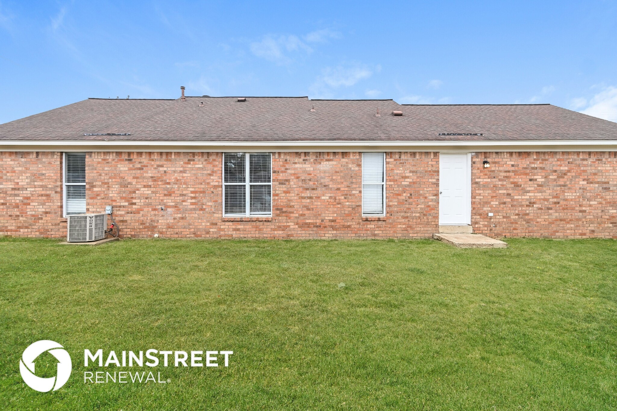 Building Photo - 6643 Magnolia Dr