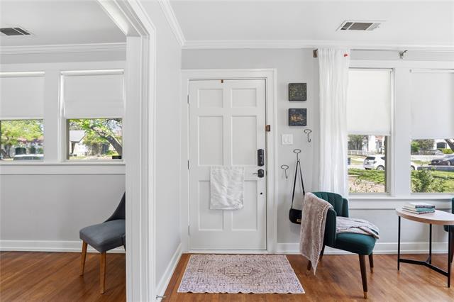 Building Photo - 4121 Pershing Ave