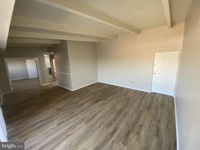 Building Photo - 5532 Karen Elaine Dr