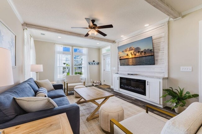 Building Photo - 12581 Spring Meadow Dr