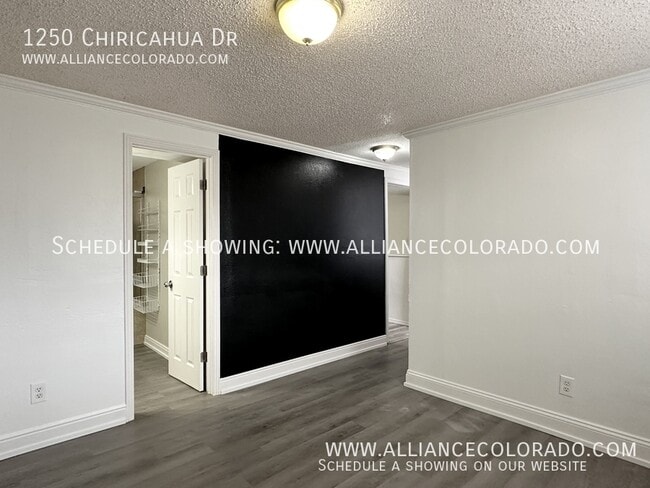 Building Photo - 1250 Chiricahua Dr