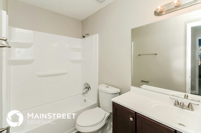 Building Photo - 6989 Cedar Dr