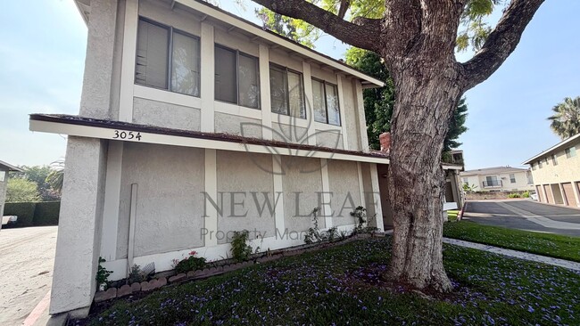 Building Photo - 3054 Gladstone St