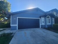 Building Photo - 1536 Corte Reina Common