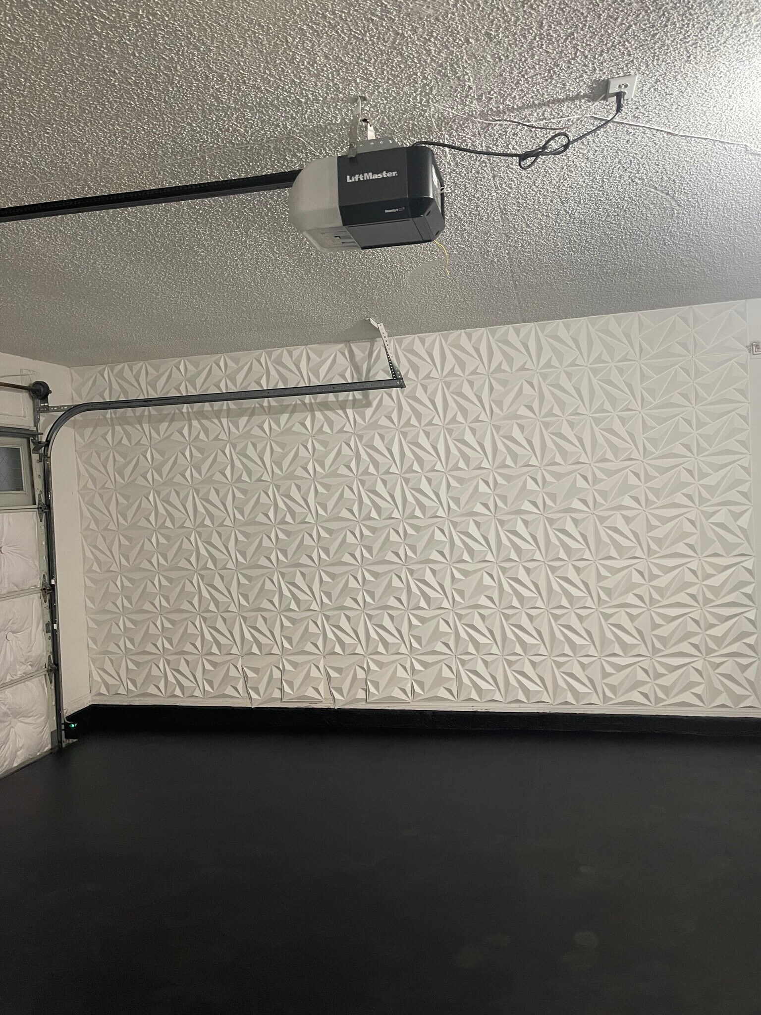 Building Photo - 843 SW Thrift Ave