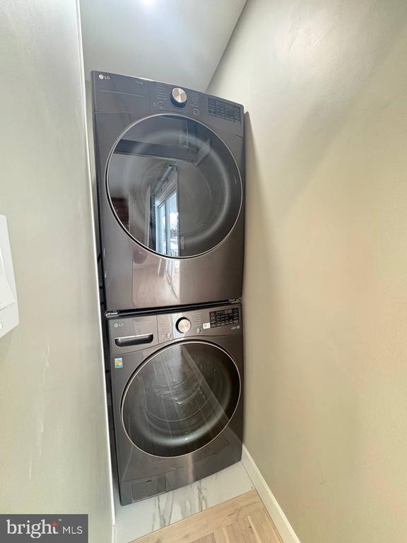 Building Photo - 13223 Hawthorn Ln