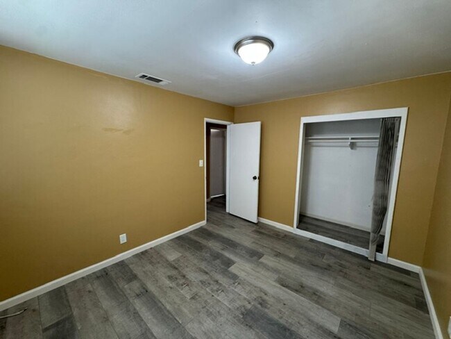 Building Photo - Single Story Cozy Home in San Jacinto