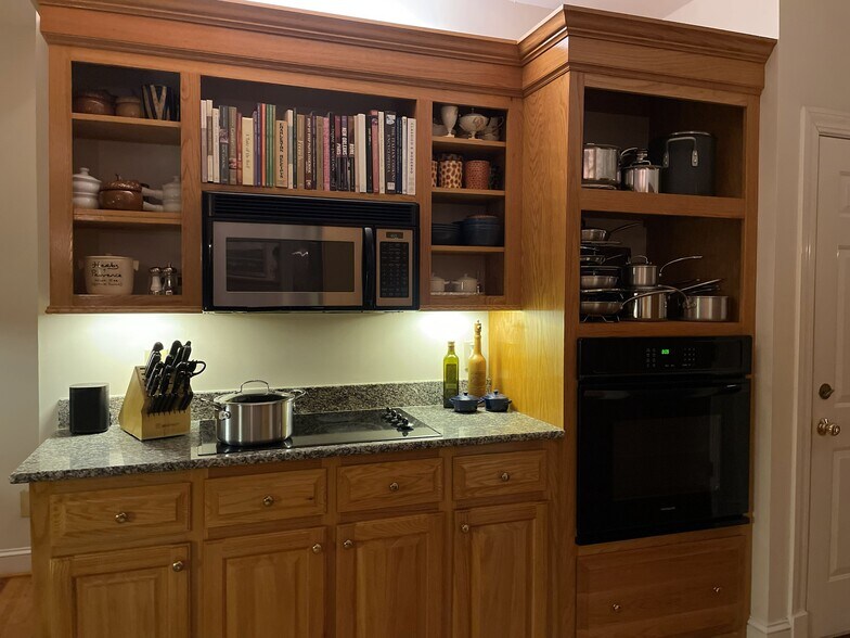 Kitchen - 927 blue crab way