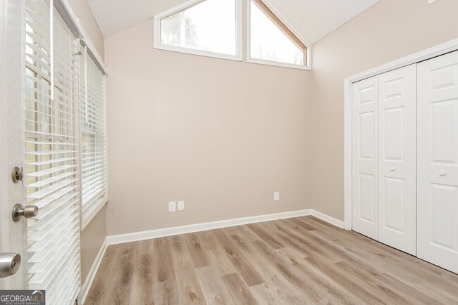 Building Photo - 563 Caloosa Cove SW