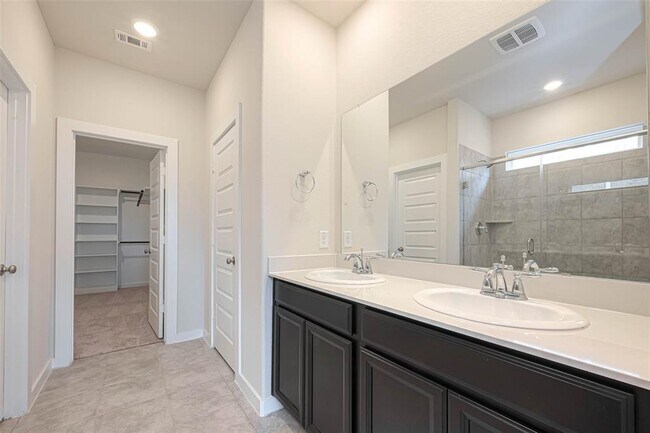 Building Photo - 17478 Buckeye Br