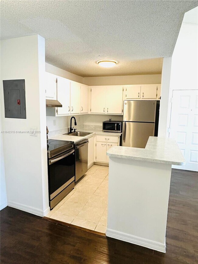 Building Photo - 15560 SW 80th St