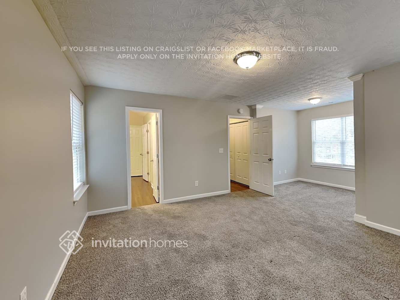 Building Photo - 86 E Main St N