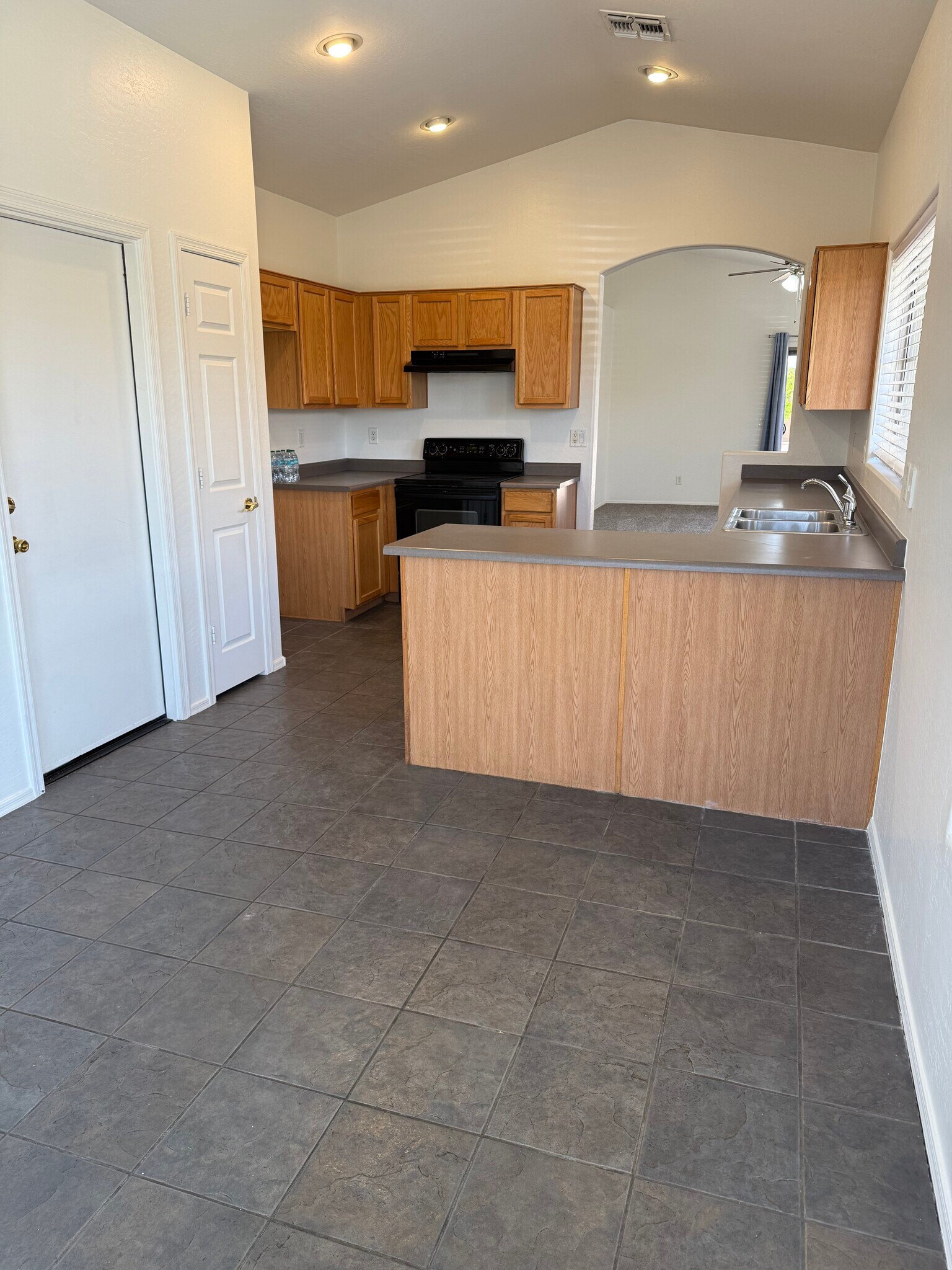 Large eat-in Kitchen - 3793 S Joshua Tree Ln
