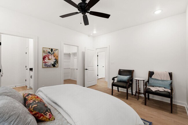 Building Photo - 8818 Cantera Dr