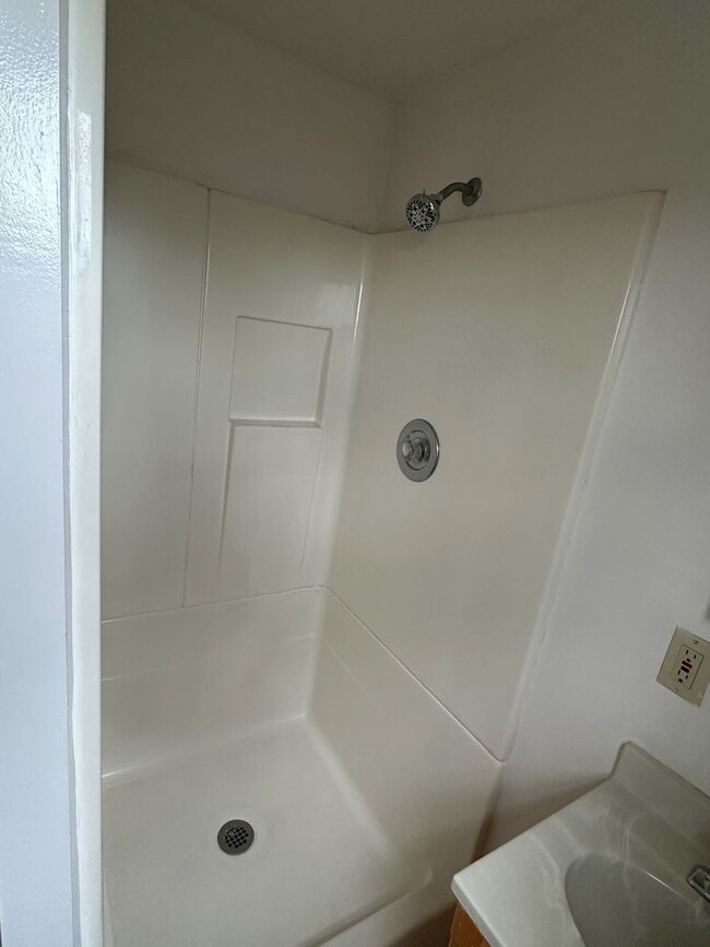 Building Photo - 26997 Rd 164