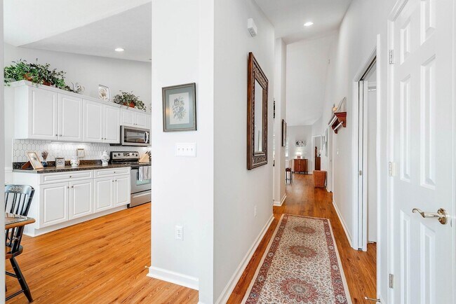 Building Photo - 4081 Forest Oaks Ln