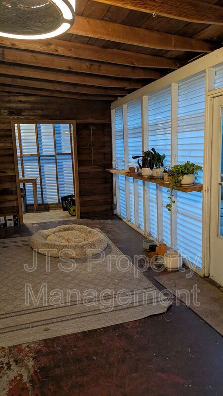 Building Photo - 3107 Del Paso Blvd