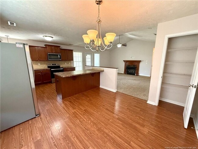 Building Photo - 2513 Hunting Bow Dr