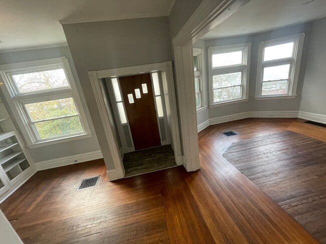 Building Photo - 803 Ohio River Blvd