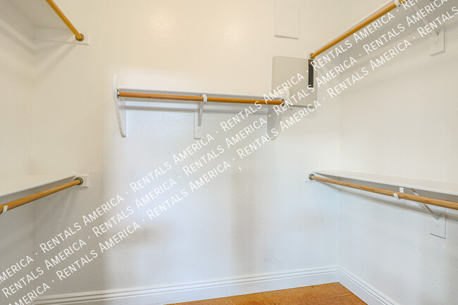 Building Photo - 33620 N 26th Ave