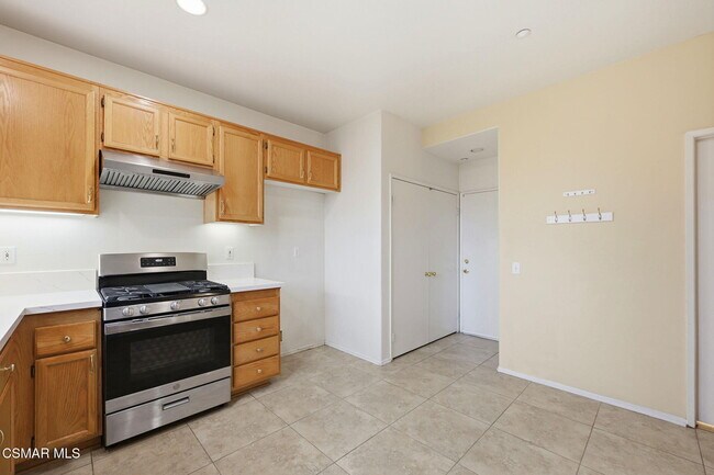 Building Photo - 477 Scatterwood Ln