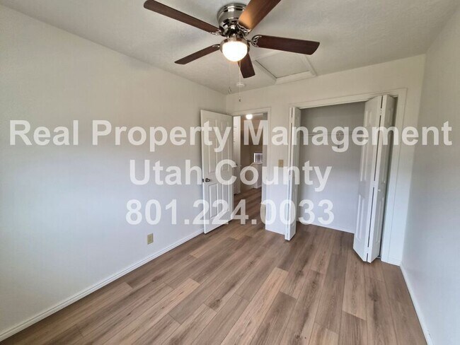 Building Photo - 747 Hanover Dr