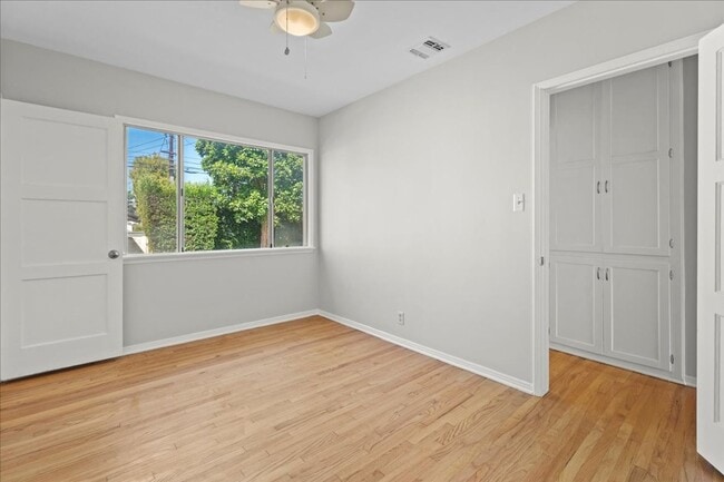 Building Photo - Charming Westchester House with Private Yard